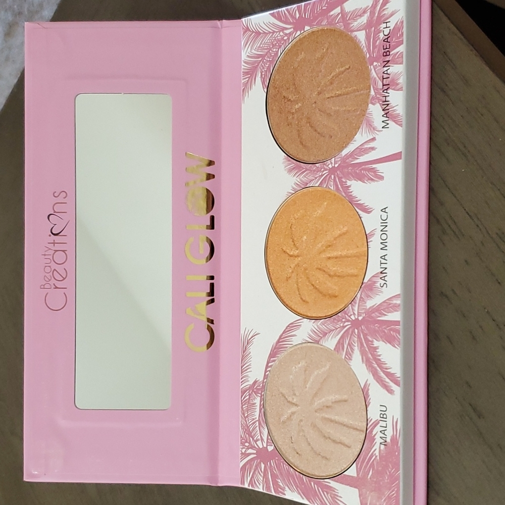 Beauty creations set of 3 " highlighter and bronzer"